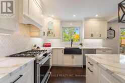255 SAVAGE ROAD | Newmarket Ontario | Slide Image Nine
