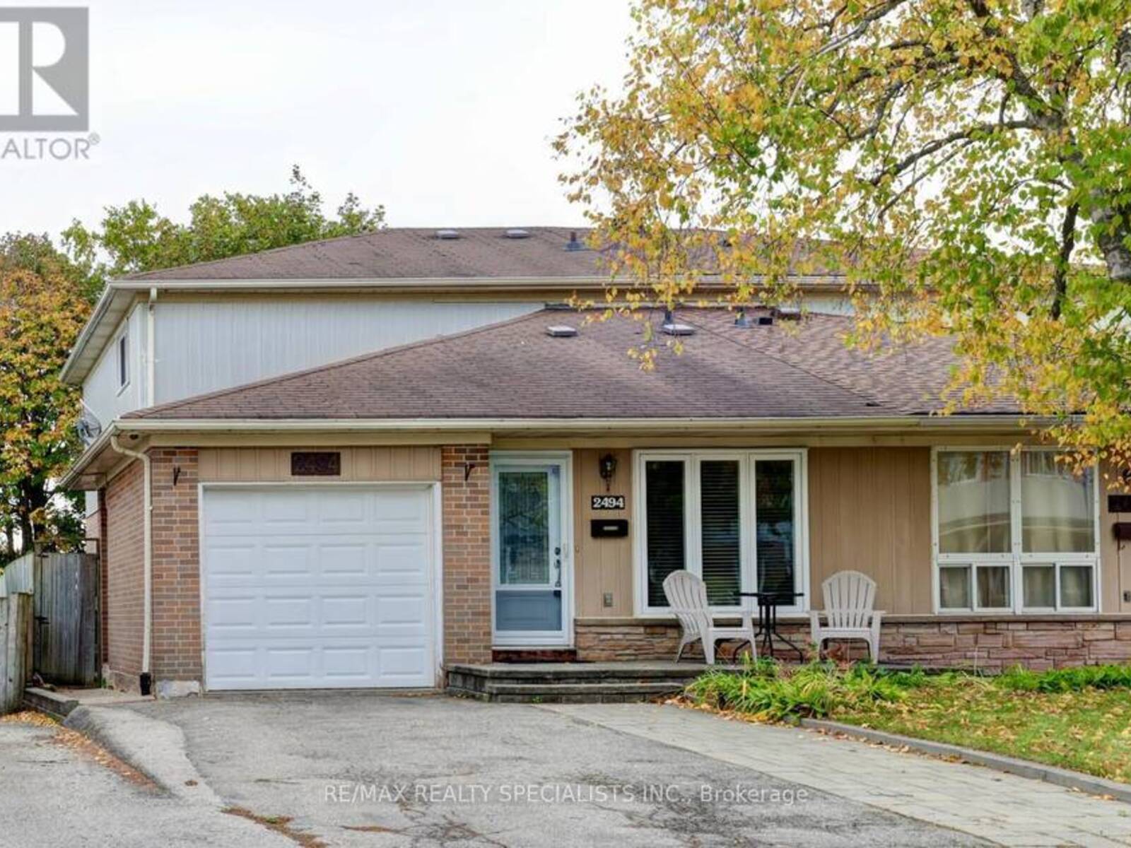 2494 BARCELLA CRESCENT, Mississauga, Ontario L5K 1E2