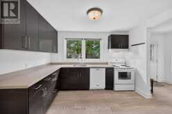 247 HOMEWOOD AVENUE | Hamilton Ontario | Slide Image Ten