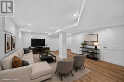 247 HOMEWOOD AVENUE | Hamilton Ontario | Slide Image Thirty