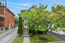 247 HOMEWOOD AVENUE | Hamilton Ontario | Slide Image Three
