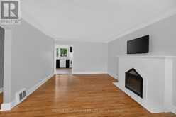 247 HOMEWOOD AVENUE | Hamilton Ontario | Slide Image Six