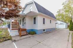 5315 ONTARIO AVENUE | Niagara Falls Ontario | Slide Image Two