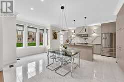 416 SEAVIEW HEIGHTS | East Gwillimbury Ontario | Slide Image Nine