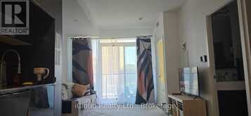 806 - 28 AVONDALE AVENUE S | Toronto Ontario | Slide Image Eight