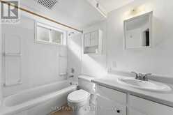 15 MARLENA DRIVE | Toronto Ontario | Slide Image Thirty
