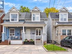149 CHISHOLM AVENUE Toronto Ontario, M4C 4V9