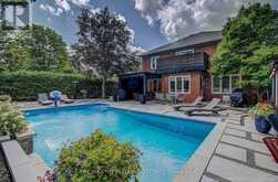 351 FAIRWAY GARDENS | Newmarket Ontario | Slide Image Twenty-three