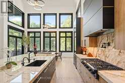 48 MAPLE GROVE AVENUE N | Richmond Hill Ontario | Slide Image Twelve
