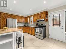 31 DIANA DRIVE | Toronto Ontario | Slide Image Nine