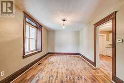 5 GEORGE STREET S | Cambridge Ontario | Slide Image Nine