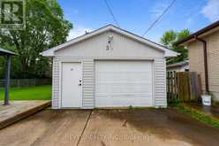 3 1/2 DUNDONALD STREET | St. Catharines Ontario | Slide Image Thirty-one