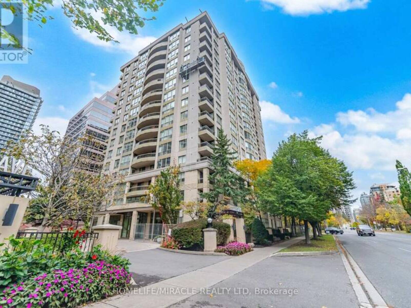 301 - 260 DORIS AVENUE, Toronto, Ontario M2N 6X9