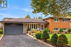 53 TOBRUK CRESCENT | Toronto Ontario | Slide Image Two