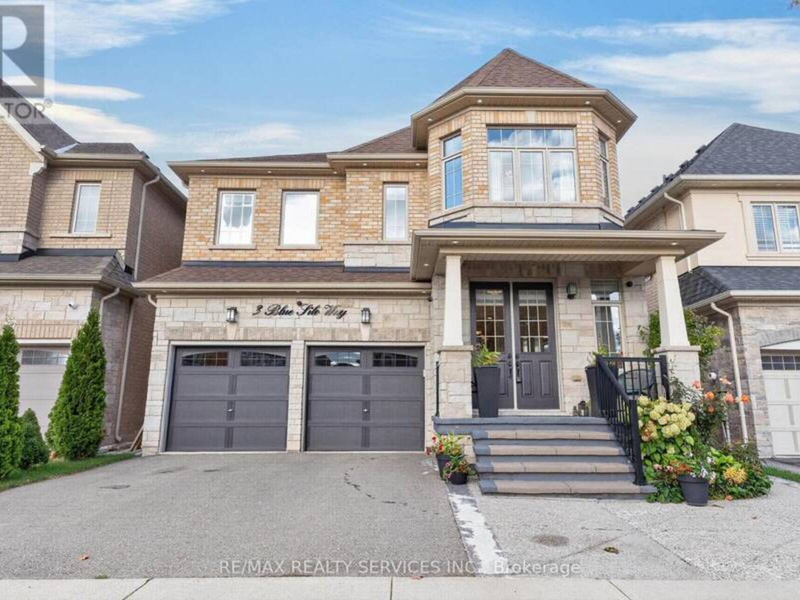 3 BLUE SILO WAY, Brampton, Ontario L6X 5P5