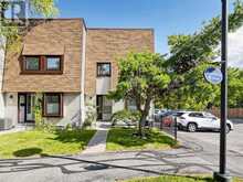 25 - 189 SPRINGHEAD GARDENS | Richmond Hill Ontario | Slide Image One
