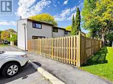 25 - 189 SPRINGHEAD GARDENS | Richmond Hill Ontario | Slide Image Twenty-three