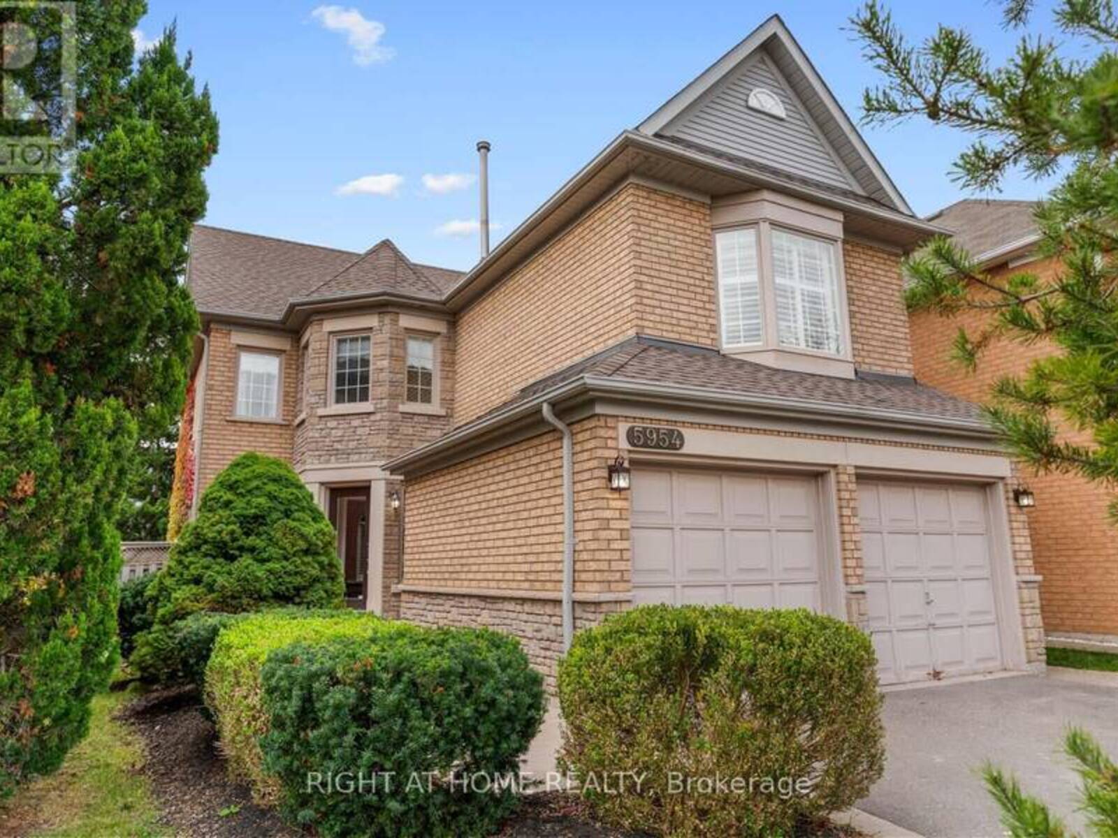5954 HEMINGWAY ROAD, Mississauga, Ontario L5M 5M1