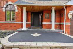 82 ROBERSON DRIVE | Ajax Ontario | Slide Image Three