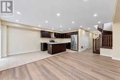 15 BRADSHAW DRIVE | Hamilton Ontario | Slide Image Eleven