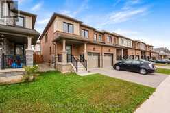 15 BRADSHAW DRIVE | Hamilton Ontario | Slide Image Two