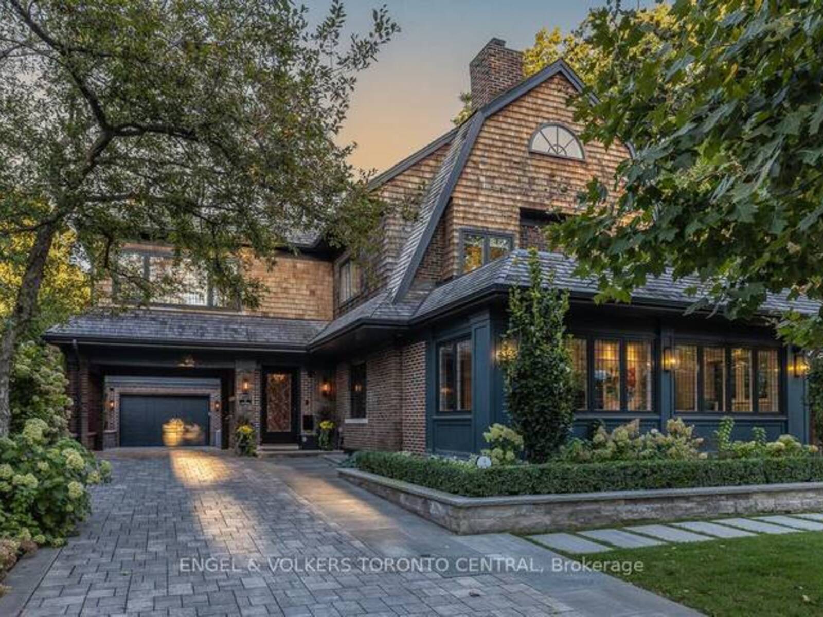 1 BRYCE AVENUE, Toronto, Ontario M4V 2B3