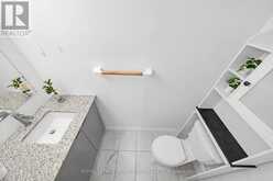 23 - 22 LYTHAM GREEN CIRCLE | Newmarket Ontario | Slide Image Twelve