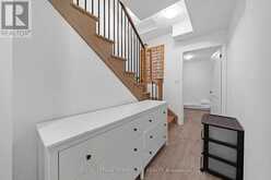 23 - 22 LYTHAM GREEN CIRCLE | Newmarket Ontario | Slide Image Thirteen