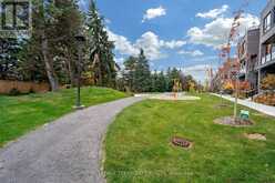 23 - 22 LYTHAM GREEN CIRCLE | Newmarket Ontario | Slide Image Twenty-one