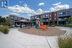 23 - 22 LYTHAM GREEN CIRCLE | Newmarket Ontario | Slide Image Twenty-two