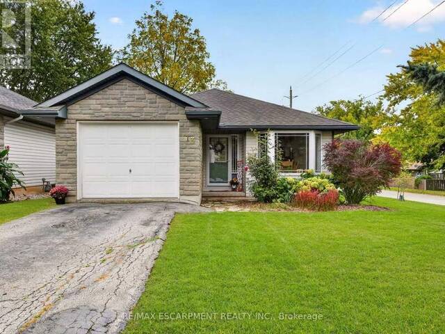 13 BARTON STREET Cayuga Ontario, N0A 1E0 - 3 Bedrooms Home For Sale