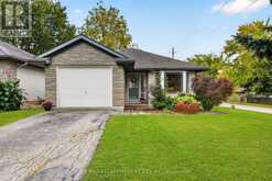 13 BARTON STREET | Cayuga Ontario | Slide Image One