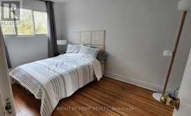 63 LINDSAY AVENUE | Newmarket Ontario | Slide Image Fourteen