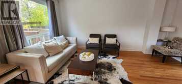 63 LINDSAY AVENUE | Newmarket Ontario | Slide Image Eight
