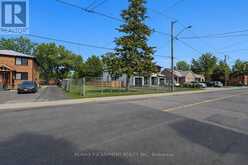 19A BROADVIEW AVENUE | Mississauga Ontario | Slide Image Four