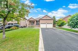 8 PIPER COURT | Vaughan Ontario | Slide Image One