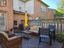 378 MARBLE PLACE | Newmarket Ontario | Slide Image Sixteen