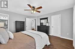378 MARBLE PLACE | Newmarket Ontario | Slide Image Eight