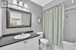 378 MARBLE PLACE | Newmarket Ontario | Slide Image Nine