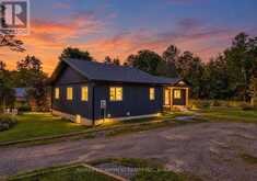 400 RAYMOND ROAD | Bracebridge Ontario | Slide Image Two