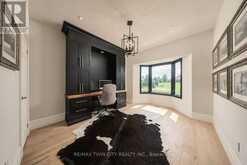 5 TYSONS WAY | Oakland Ontario | Slide Image Seven