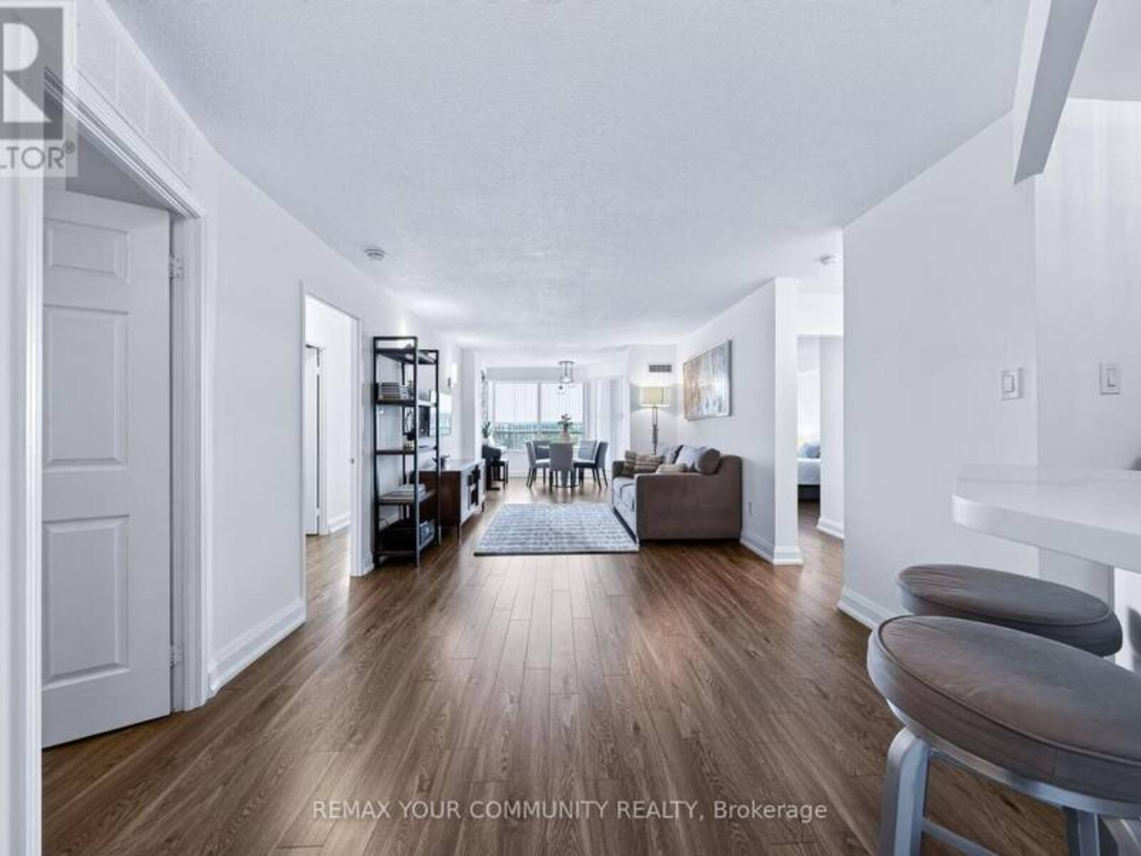 1011 - 8501 BAYVIEW AVENUE, Richmond Hill, Ontario L4B 3J7