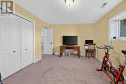 37 GLENHOLLOW DRIVE | Hamilton Ontario | Slide Image Thirty-four