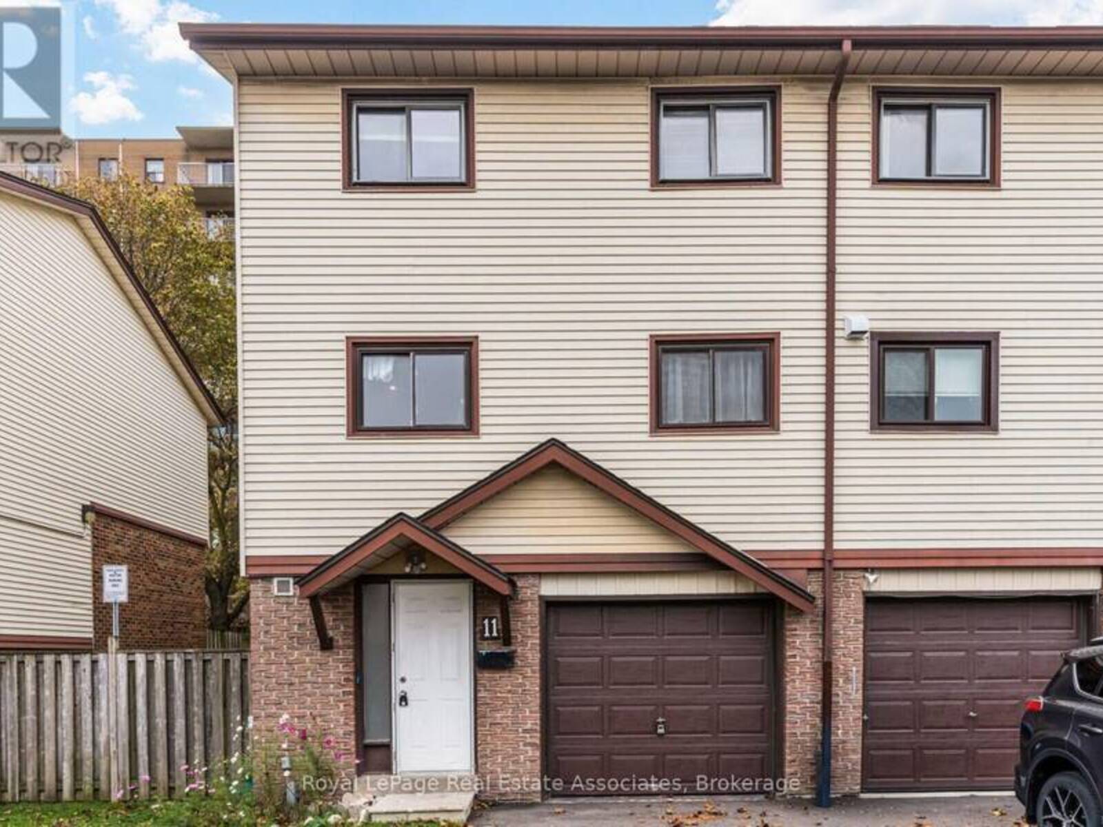 11 - 11 MCCALLUM COURT, Brampton, Ontario L6W 3M4