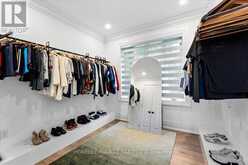 471 WILLIS DRIVE | Oakville Ontario | Slide Image Thirty-four
