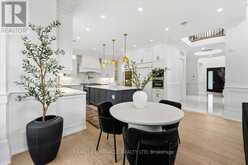471 WILLIS DRIVE | Oakville Ontario | Slide Image Eighteen