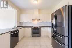 175 LORMONT BOULEVARD | Hamilton Ontario | Slide Image Seventeen