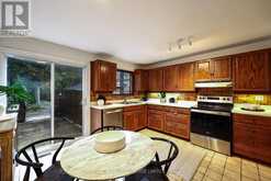 714 MERTON STREET | Toronto Ontario | Slide Image Sixteen