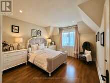 260 PINETREE WAY | Mississauga Ontario | Slide Image Twenty-eight
