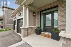 49 BLACKBIRD WAY | Hamilton Ontario | Slide Image Three